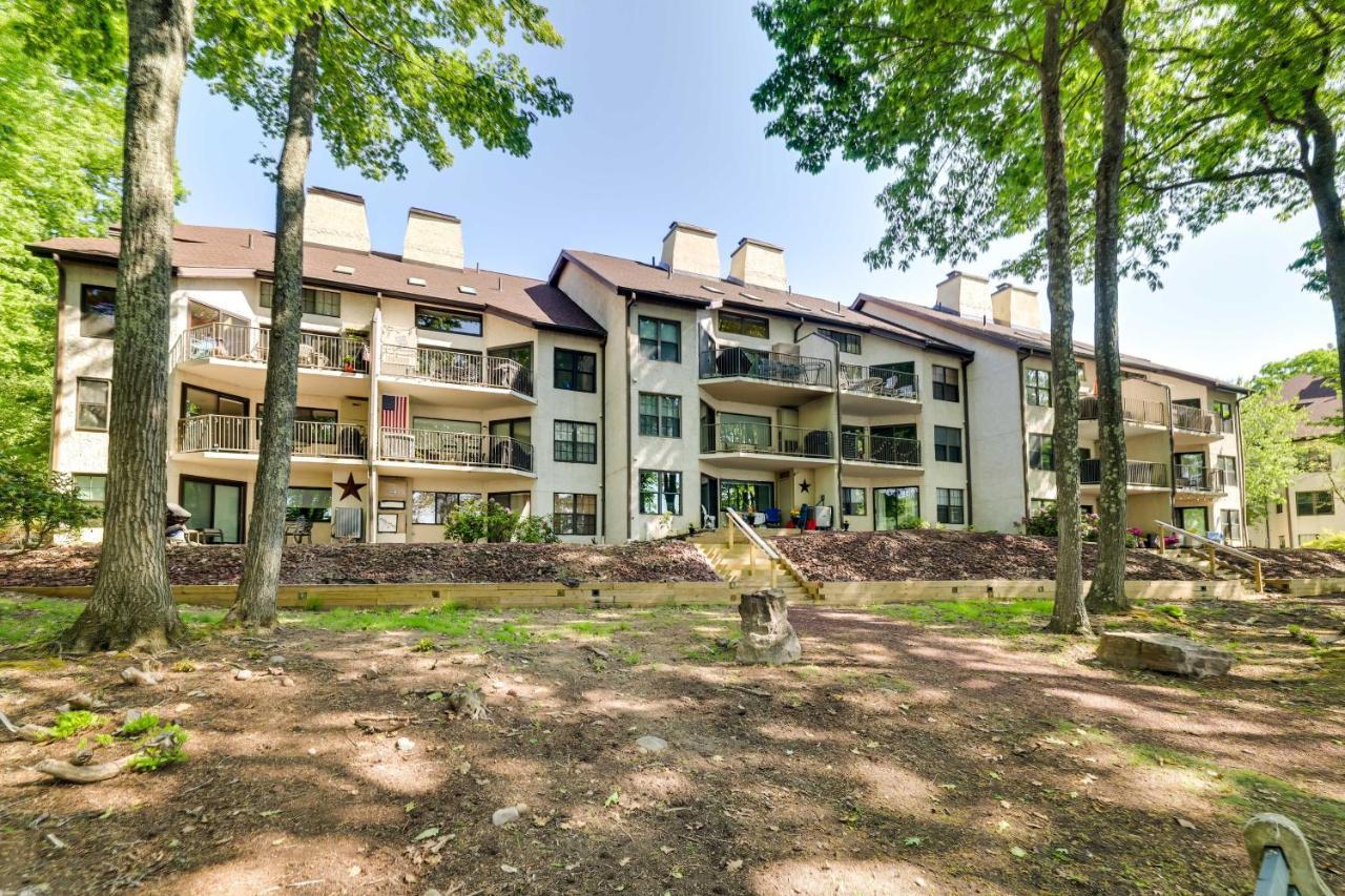 Lakefront Condo With Pool Access-1Min To Big Boulder! Lake Harmony Exterior photo