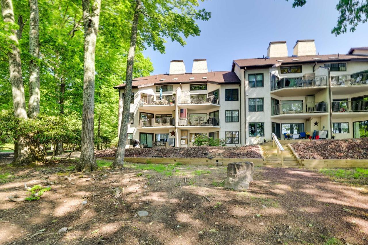 Lakefront Condo With Pool Access-1Min To Big Boulder! Lake Harmony Exterior photo